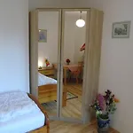בית הארחה Haus Waldesruh לוהברג