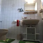 Haus Waldesruh בית הארחה 3*