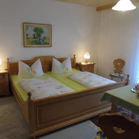 Haus Waldesruh Penzion